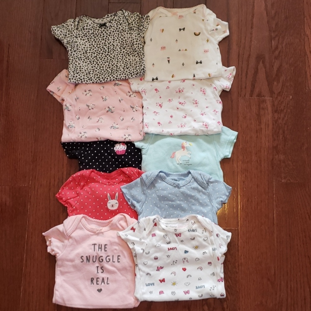 Carter's lot of 10 short sleeve undershirts (6 mo)